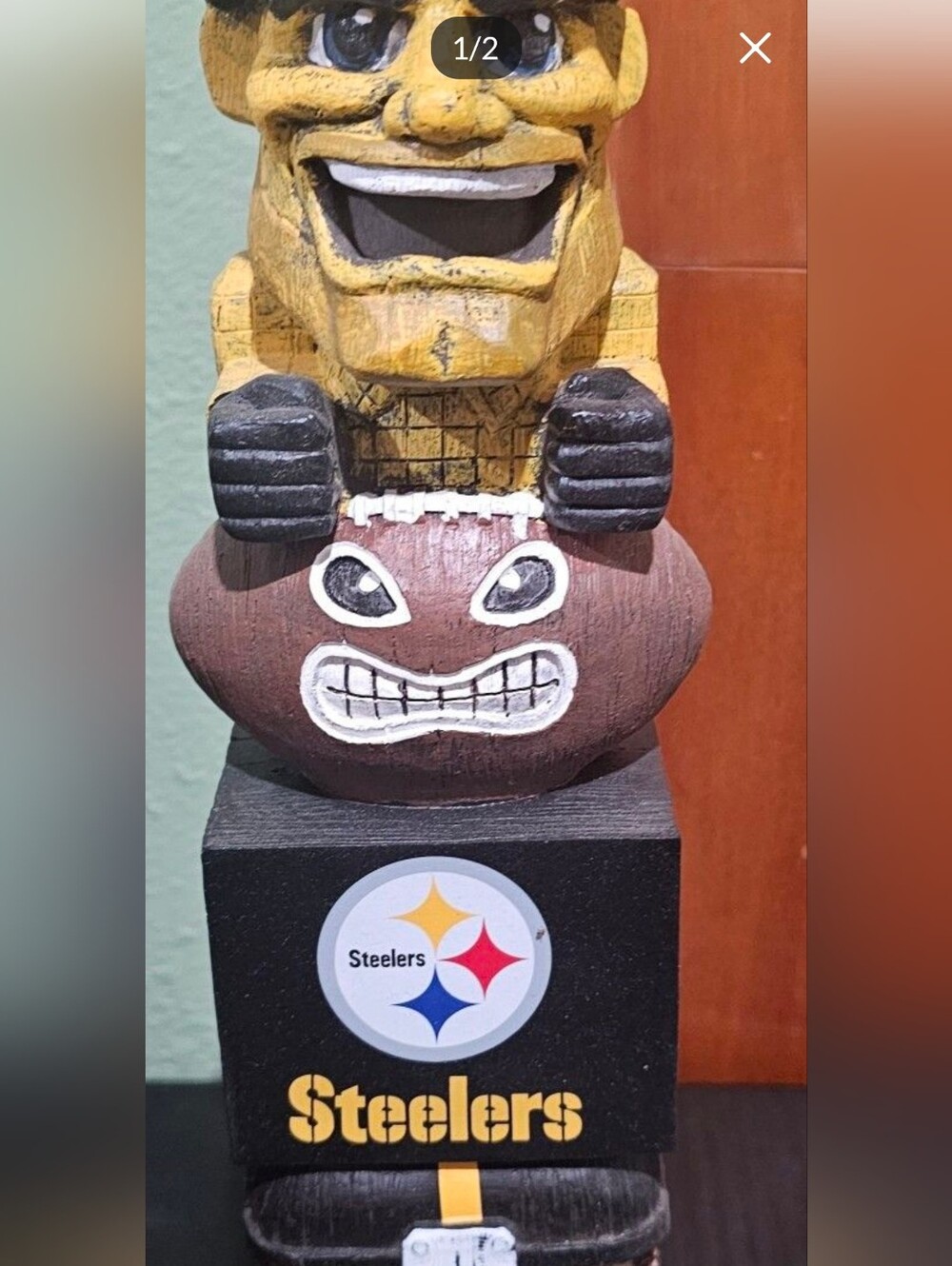 Steelers Statue